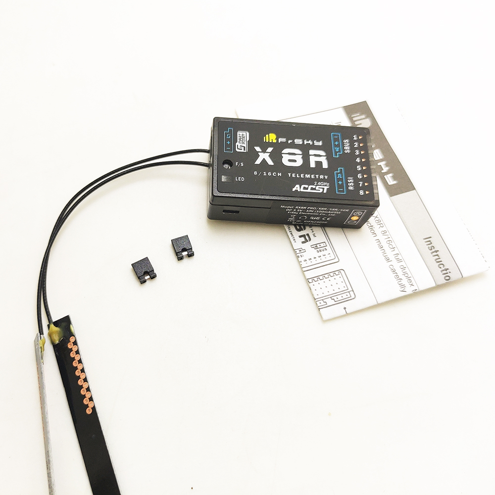 FrSky X8R 8Ch/16ch 2.4ghz Rece - đánh giá và giá Receiver Sbus 8Ch